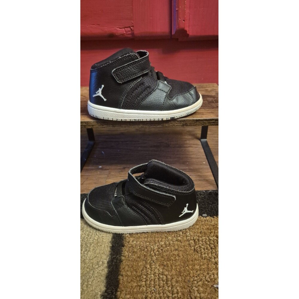Nike Air Jordan 1 Flight 4 Prem Toddler Size 8C 828244-010 Black White EUC